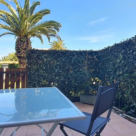 Rdc Avec Terrasse, Piscine & Acces - St Cyprien, 4 Couchages - Fr-1-753-27